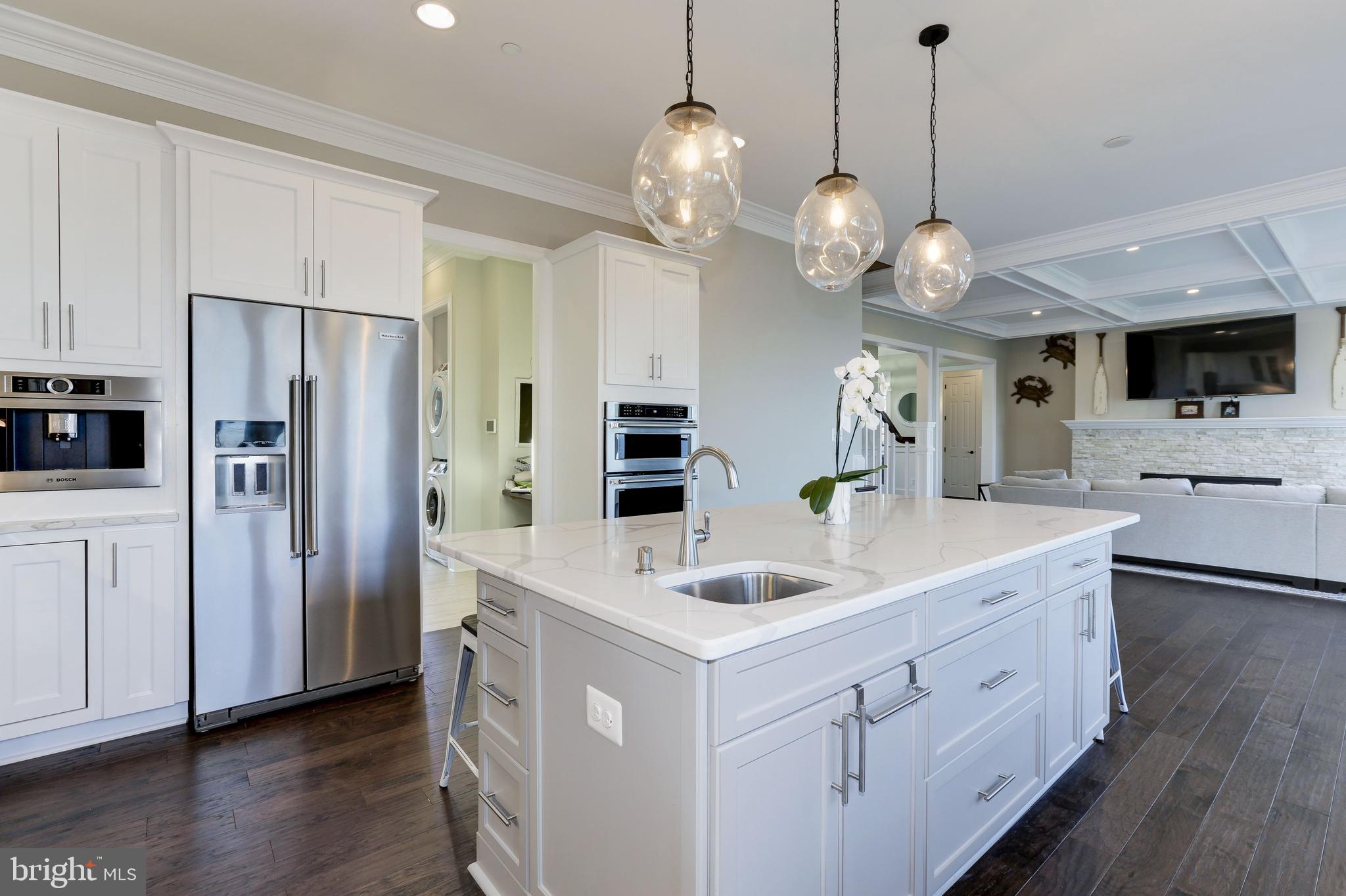 3424 Narragansett Ave