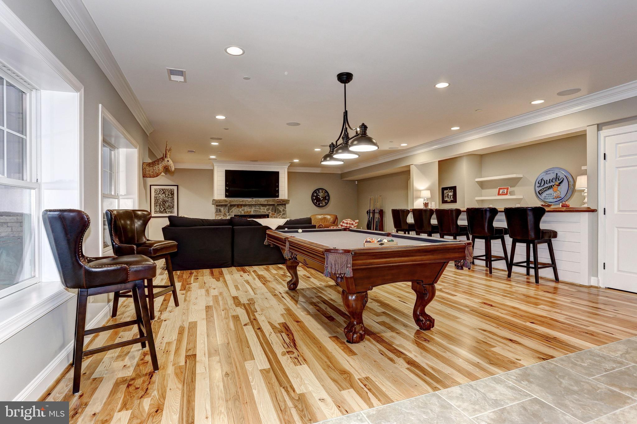 3424 Narragansett Ave