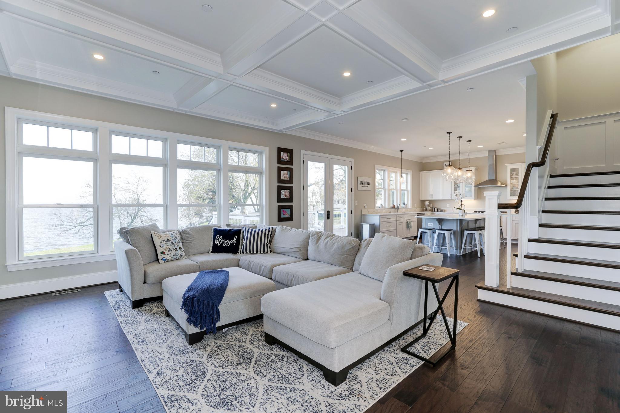 3424 Narragansett Ave