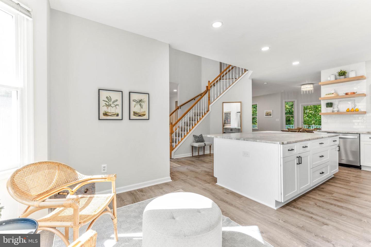 209 Broad Oaks Ln