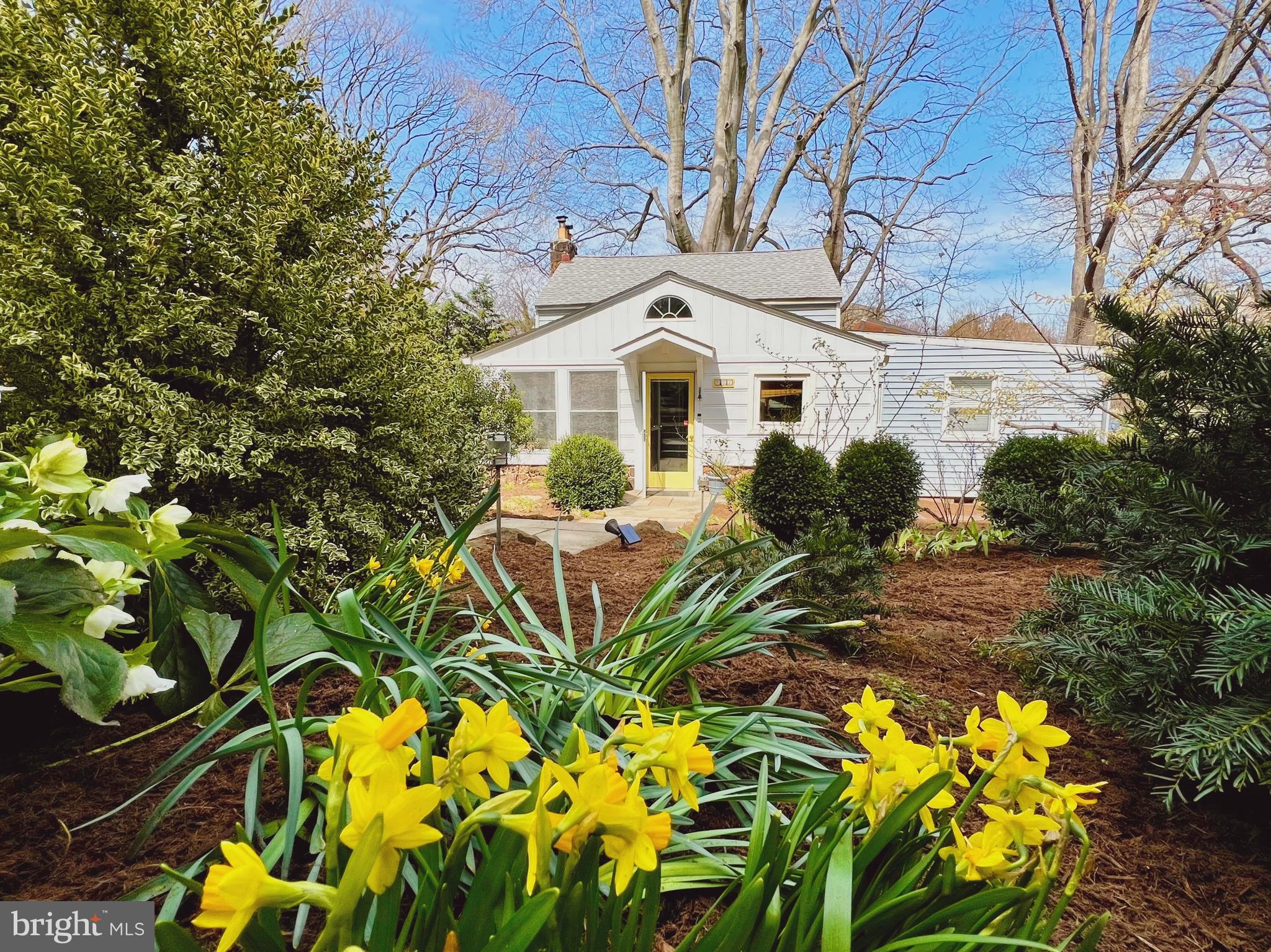 702 Miller Rd