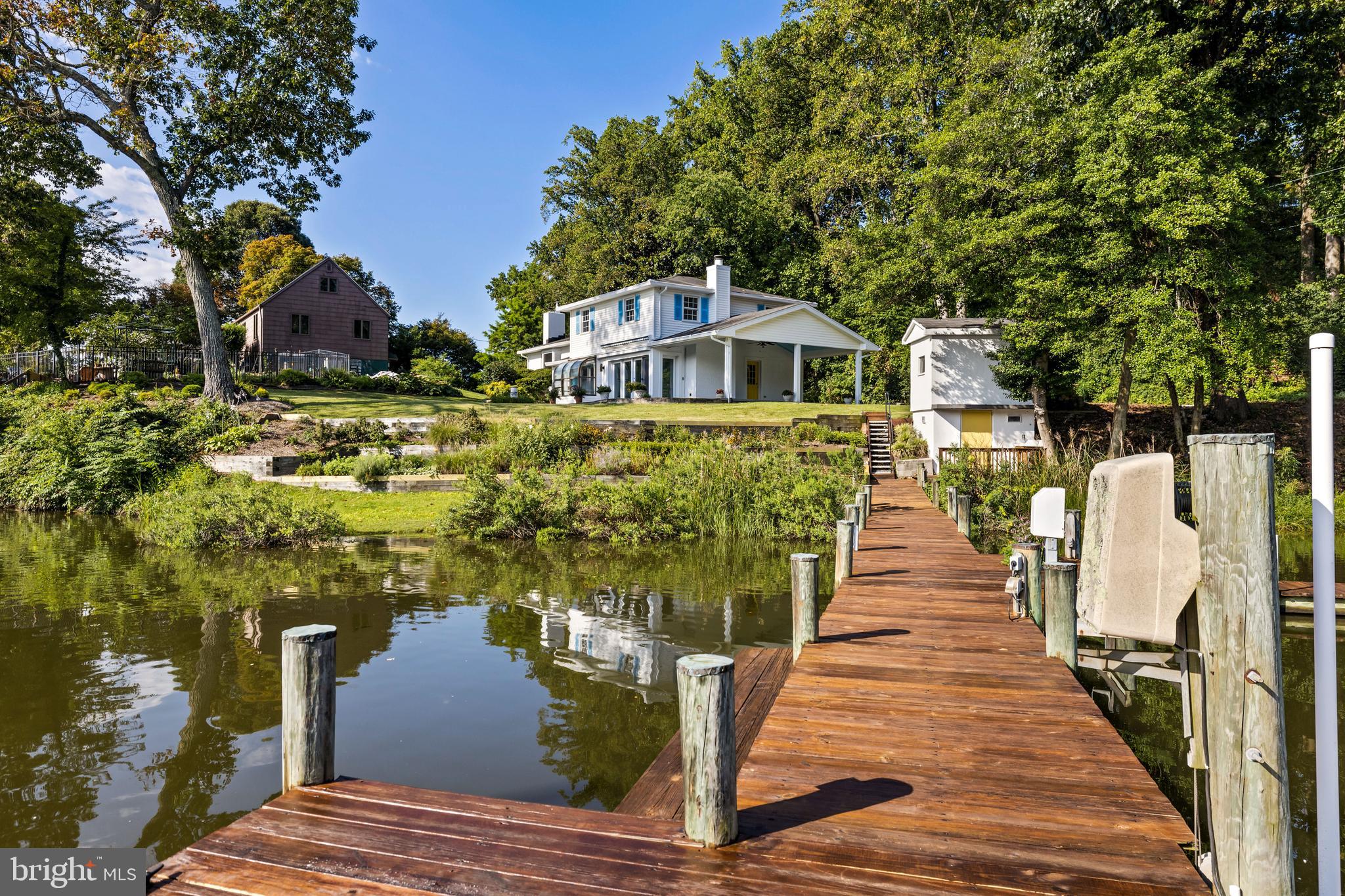 1071 Trails End Rd