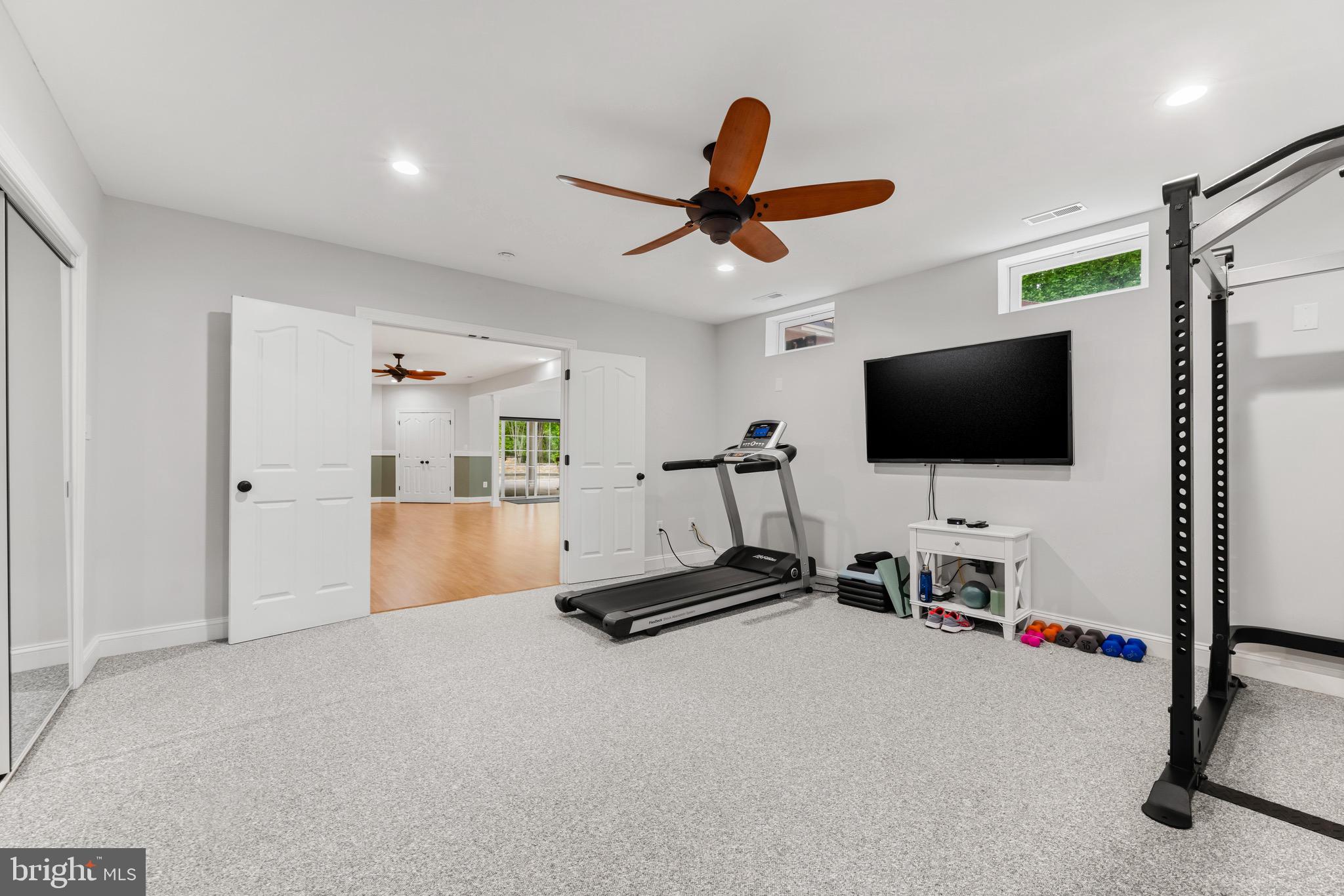 619 Dillon Ct