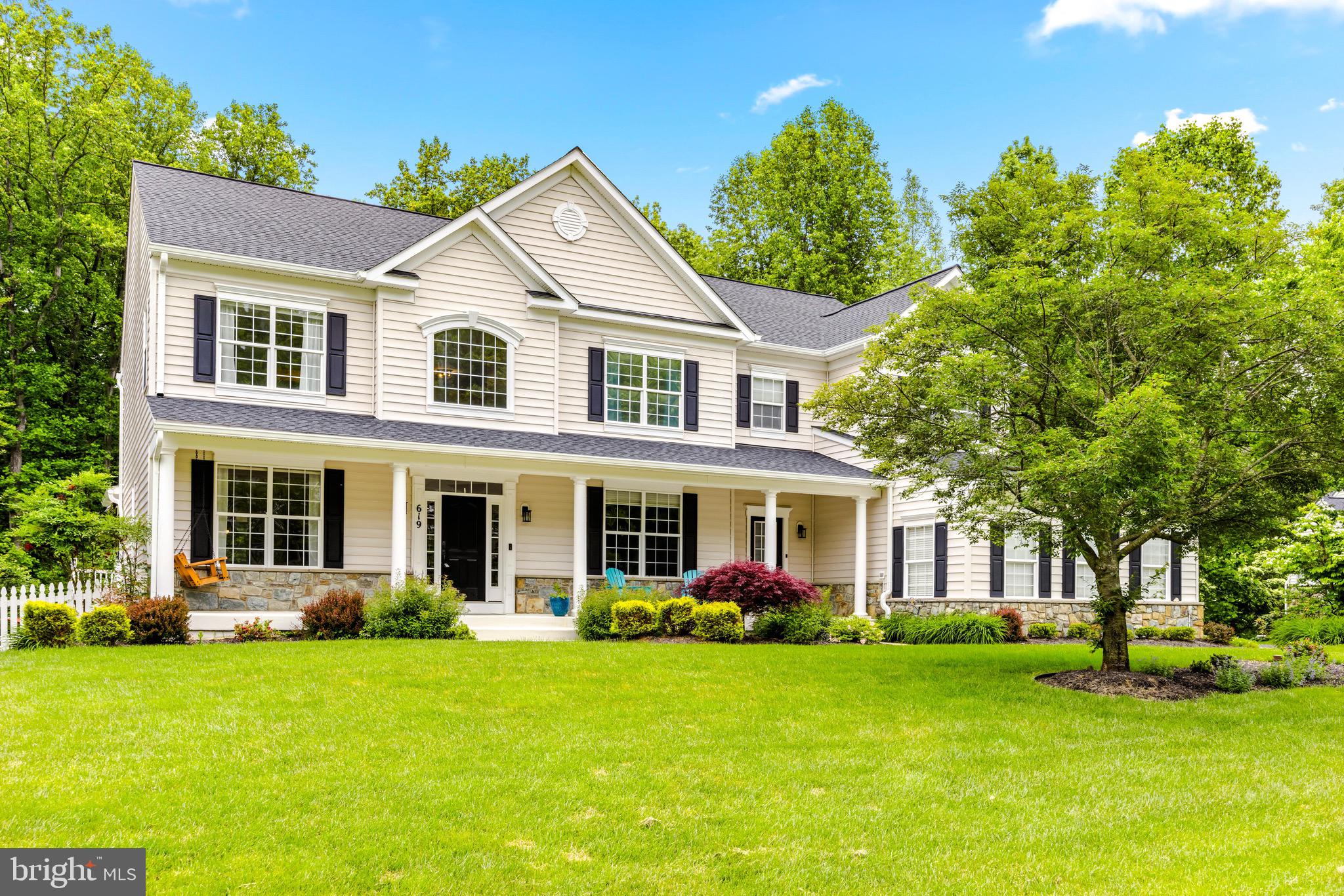 619 Dillon Ct