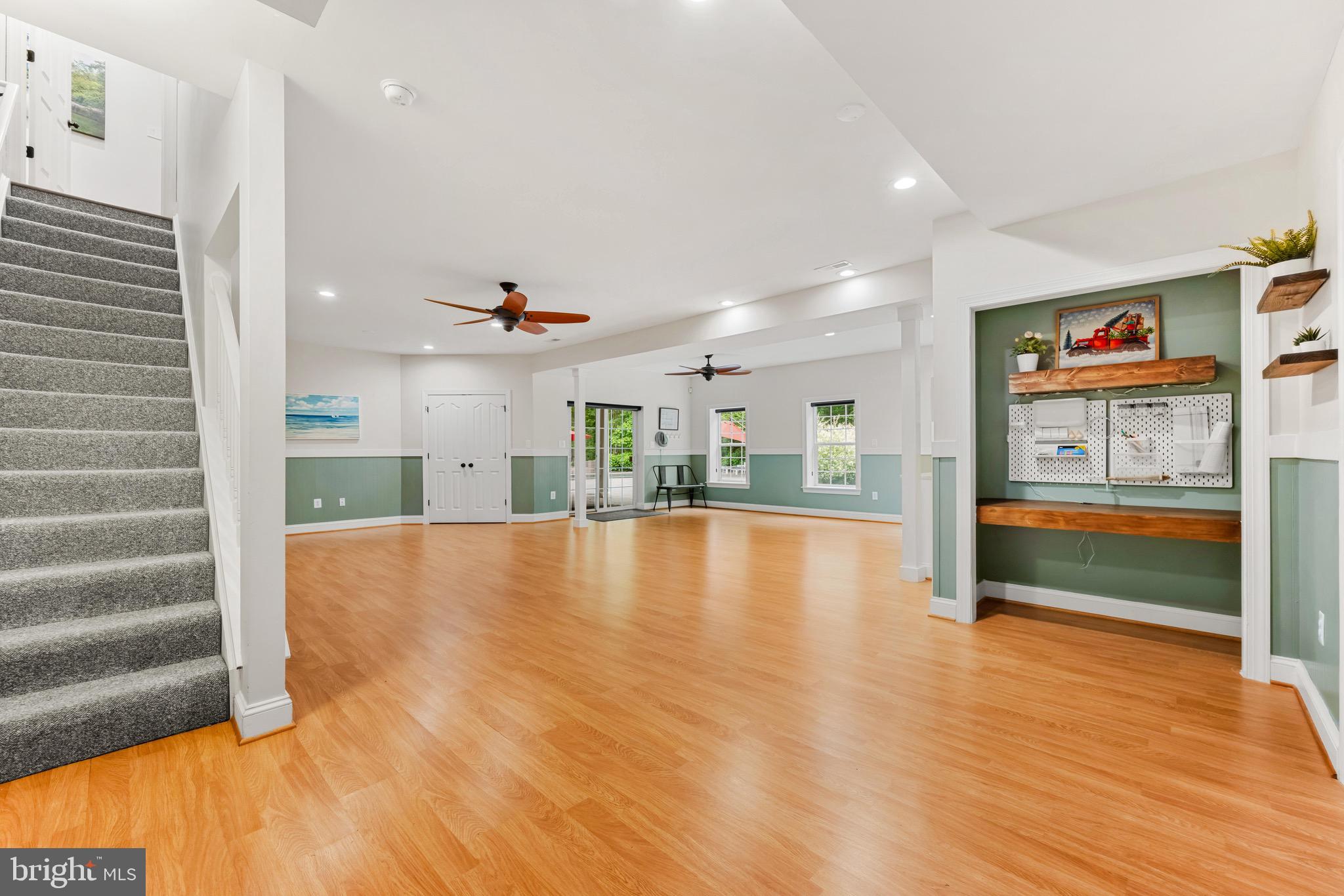 619 Dillon Ct