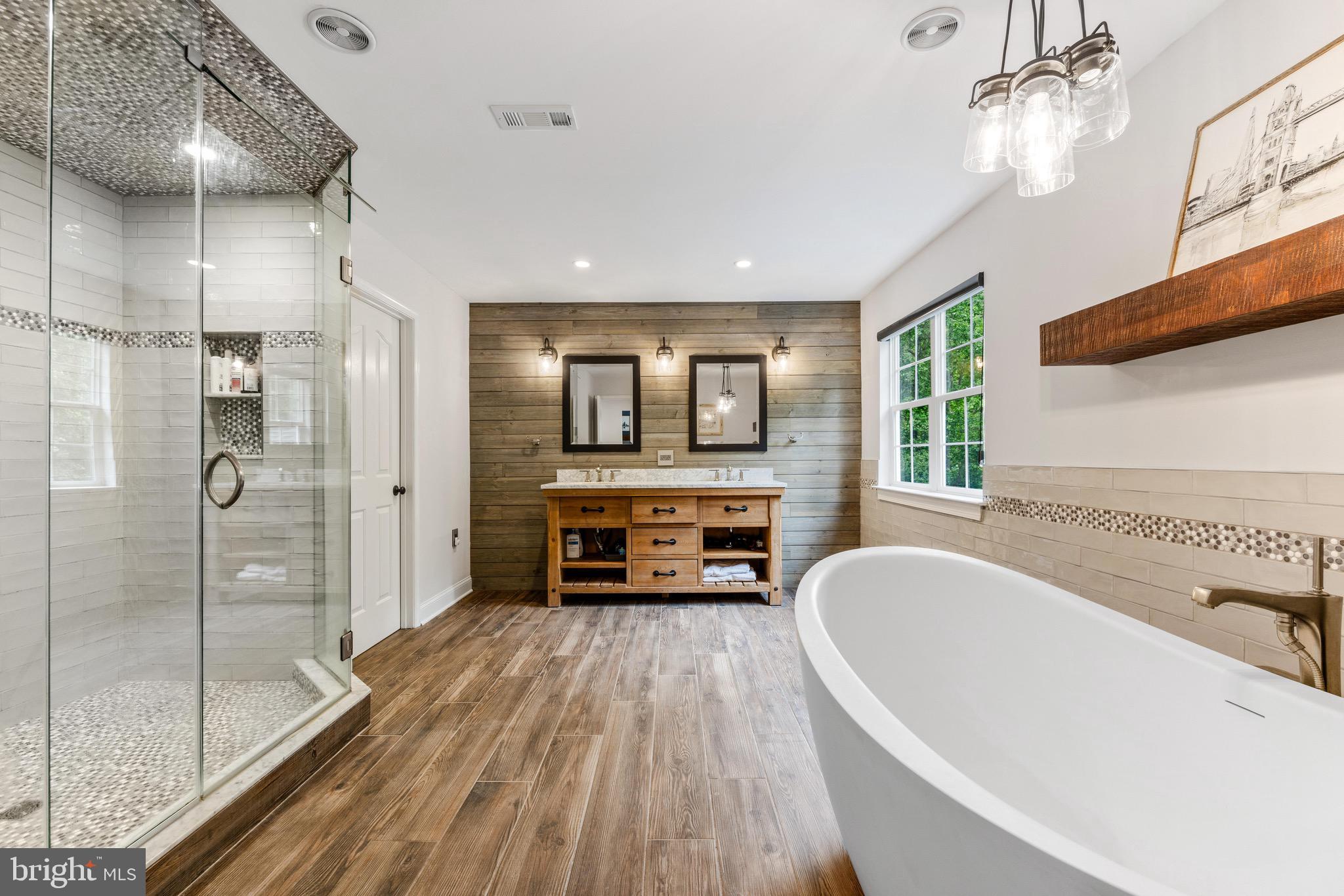 619 Dillon Ct