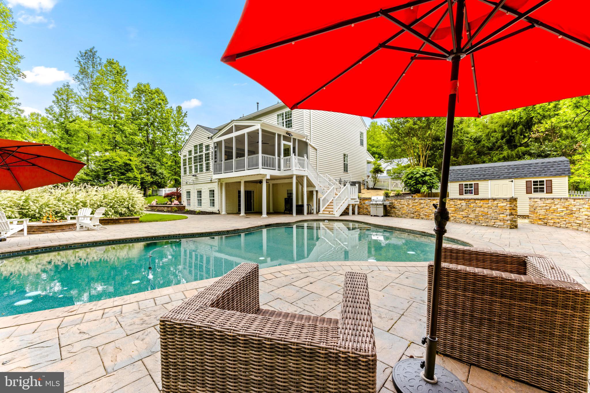 619 Dillon Ct