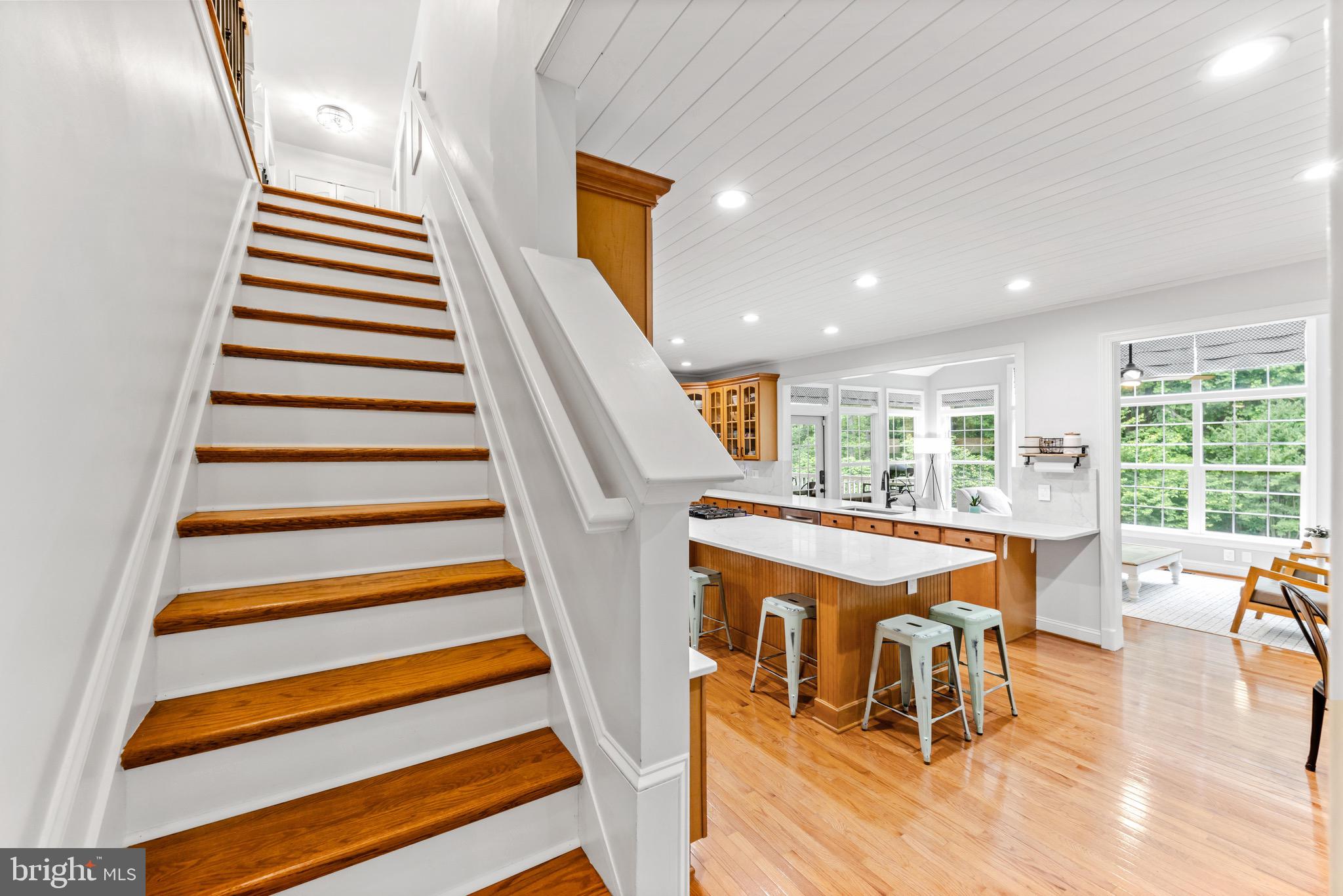 619 Dillon Ct