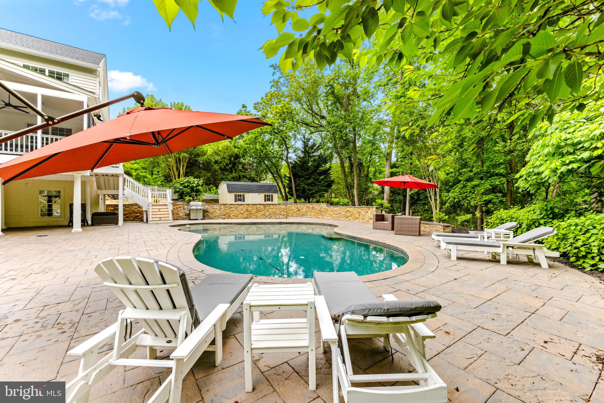 619 Dillon Ct