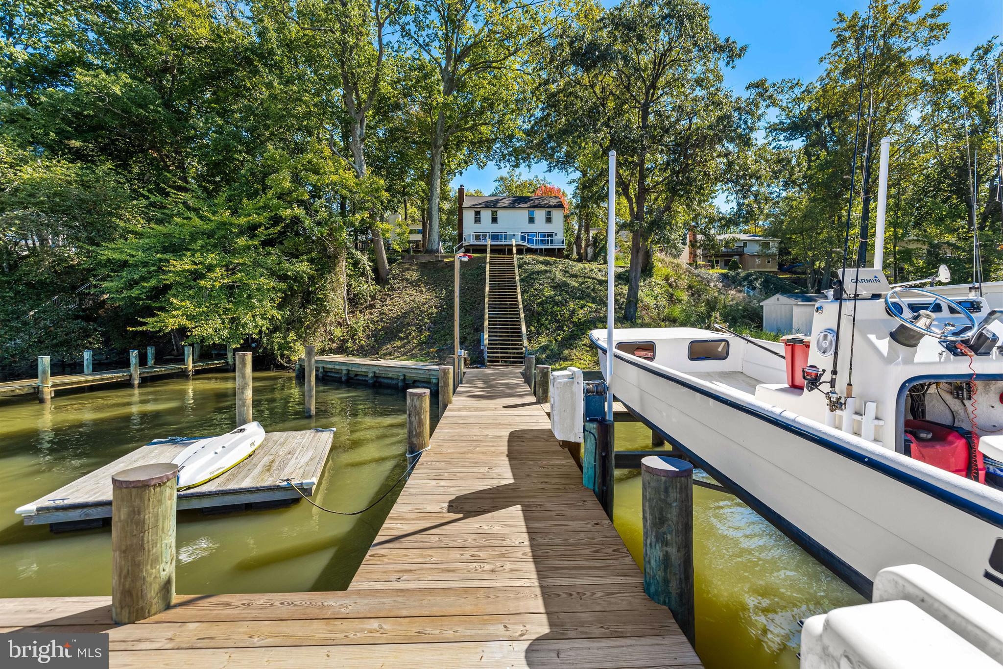 753 ROLLING VIEW DR