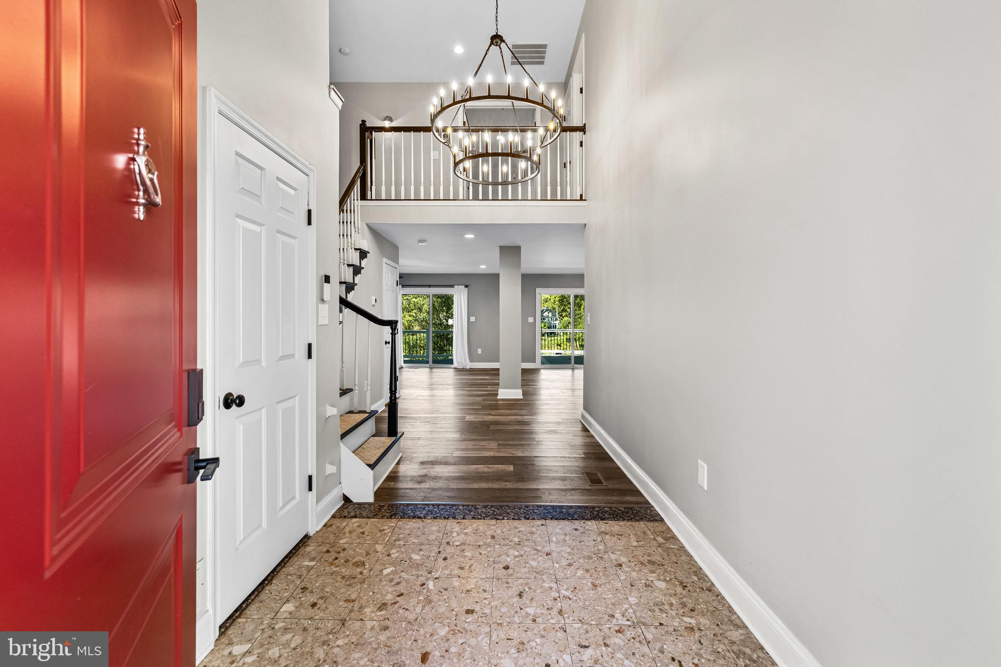 753 ROLLING VIEW DR