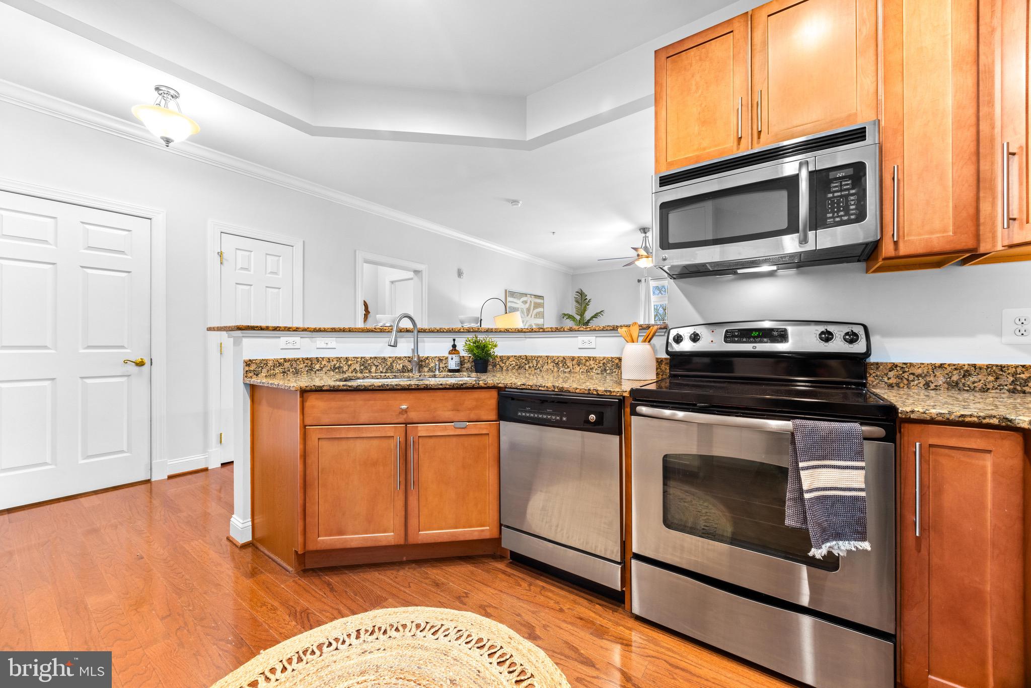 8535 Veterans Hwy #203