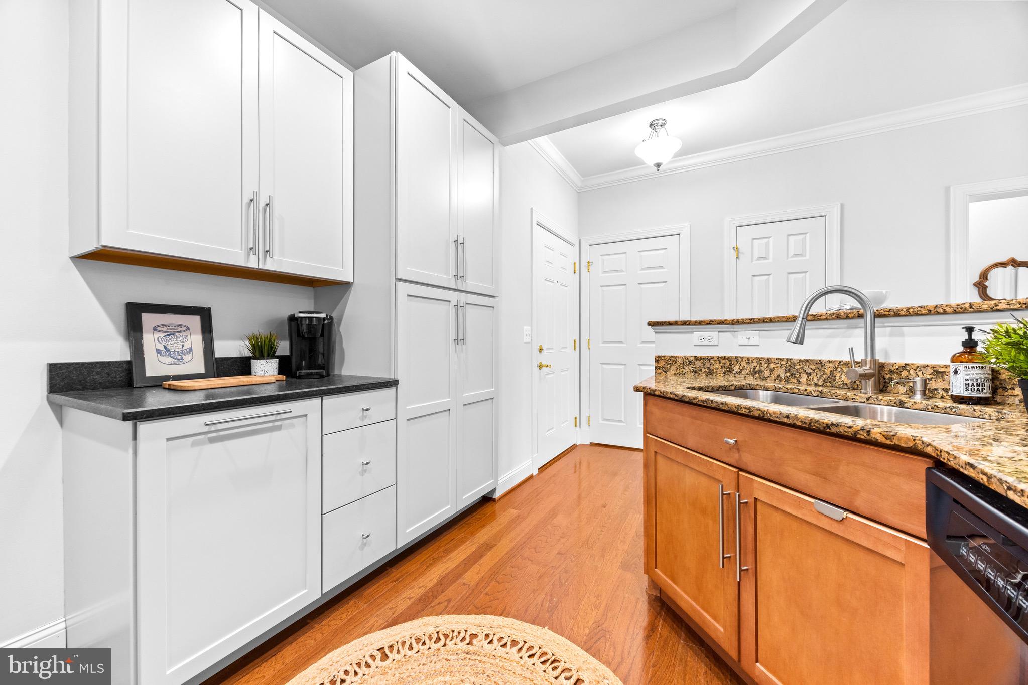 8535 Veterans Hwy #203