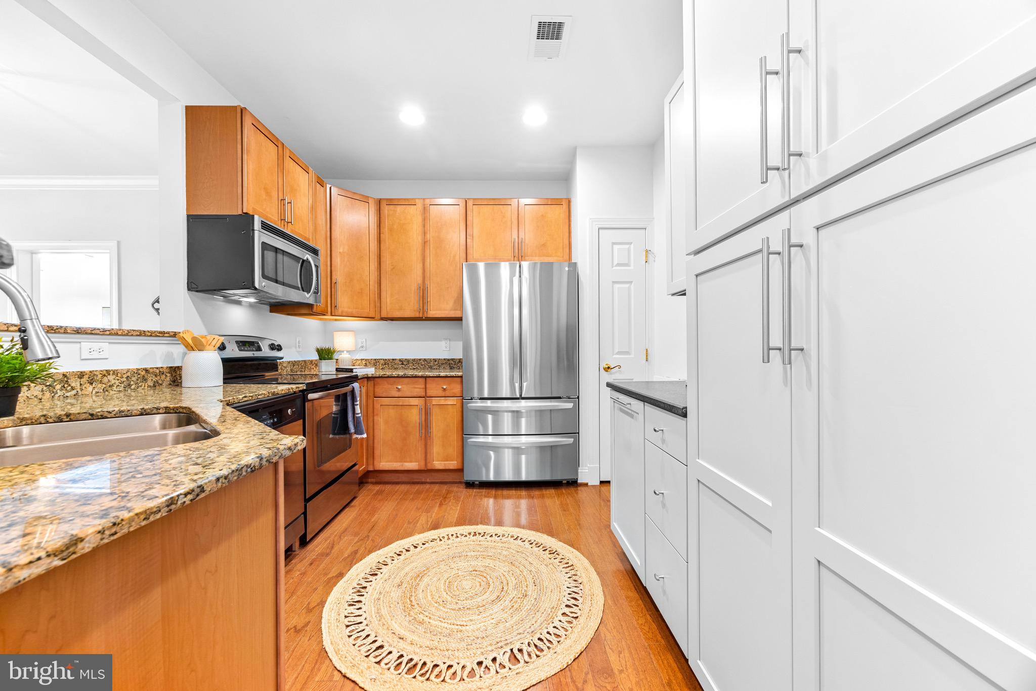 8535 Veterans Hwy #203