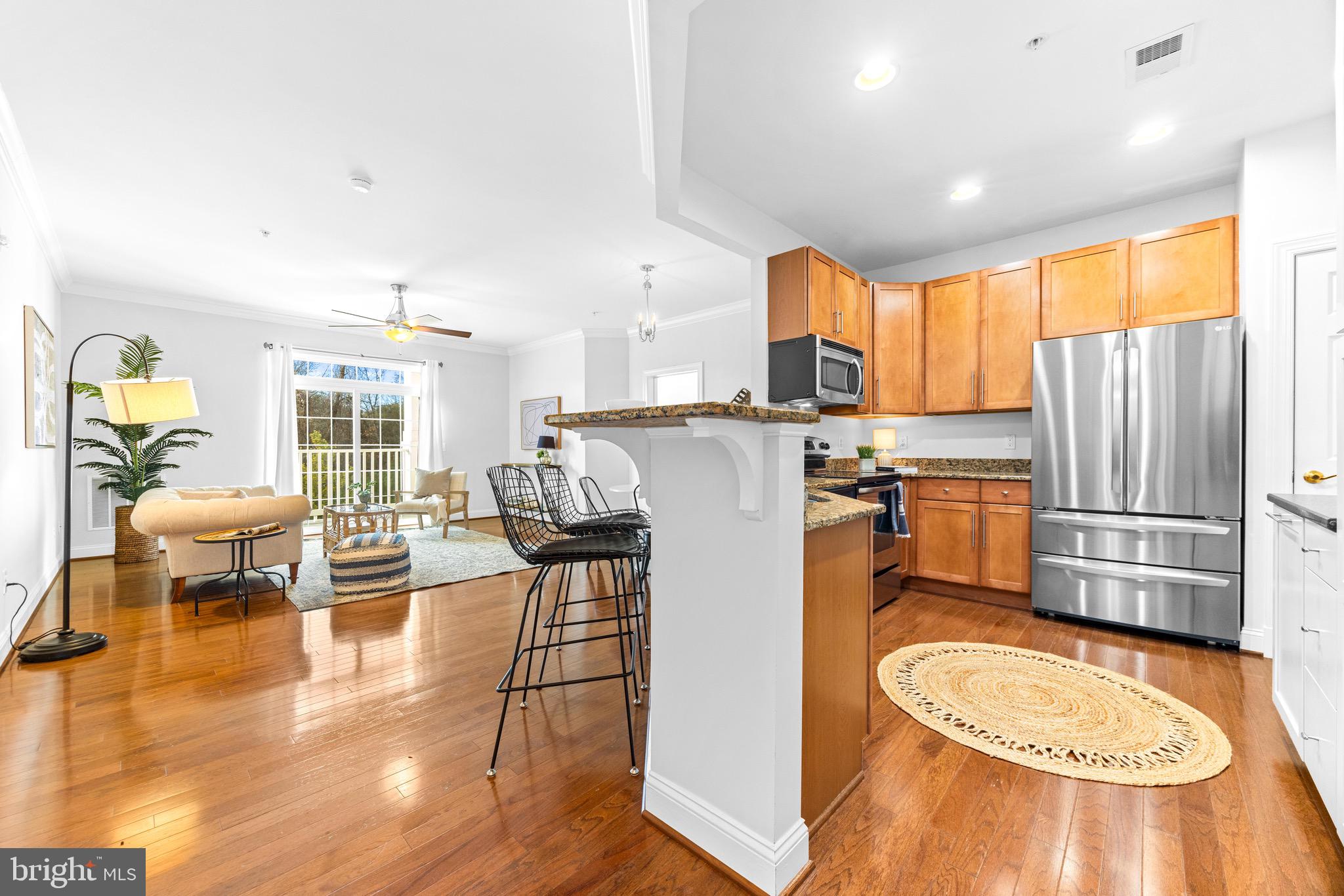 8535 Veterans Hwy #203