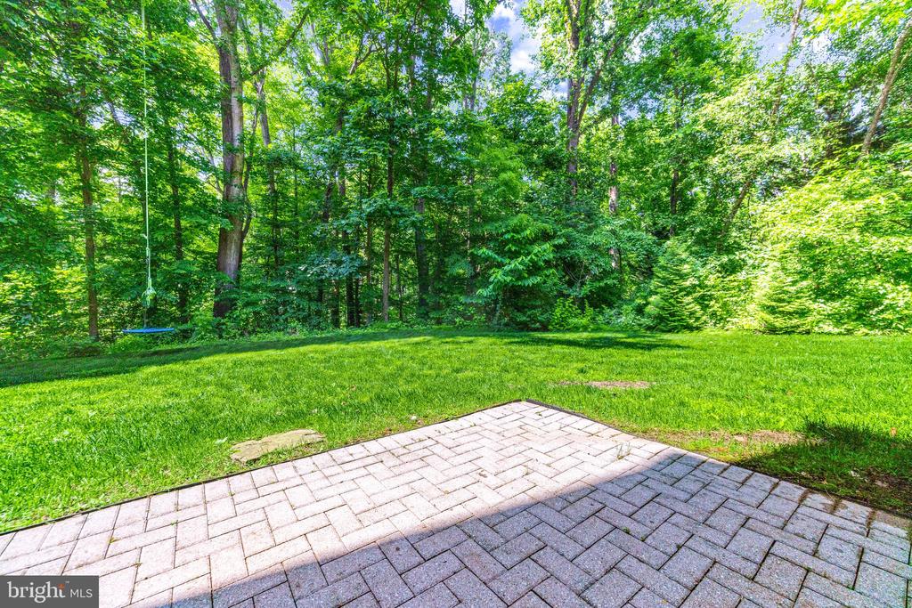 2504 Doyles Ln