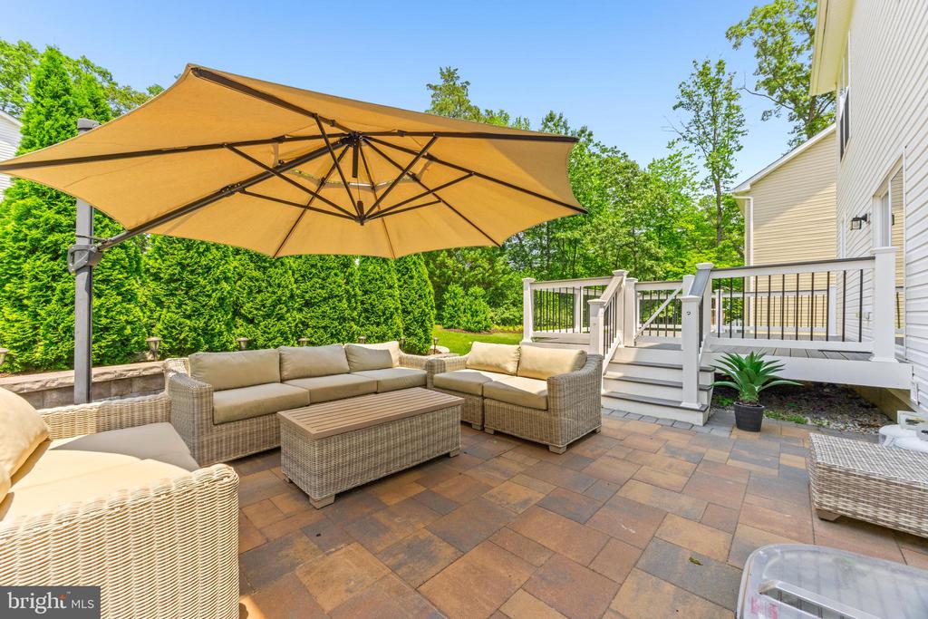 806 Dunfer Hill Rd