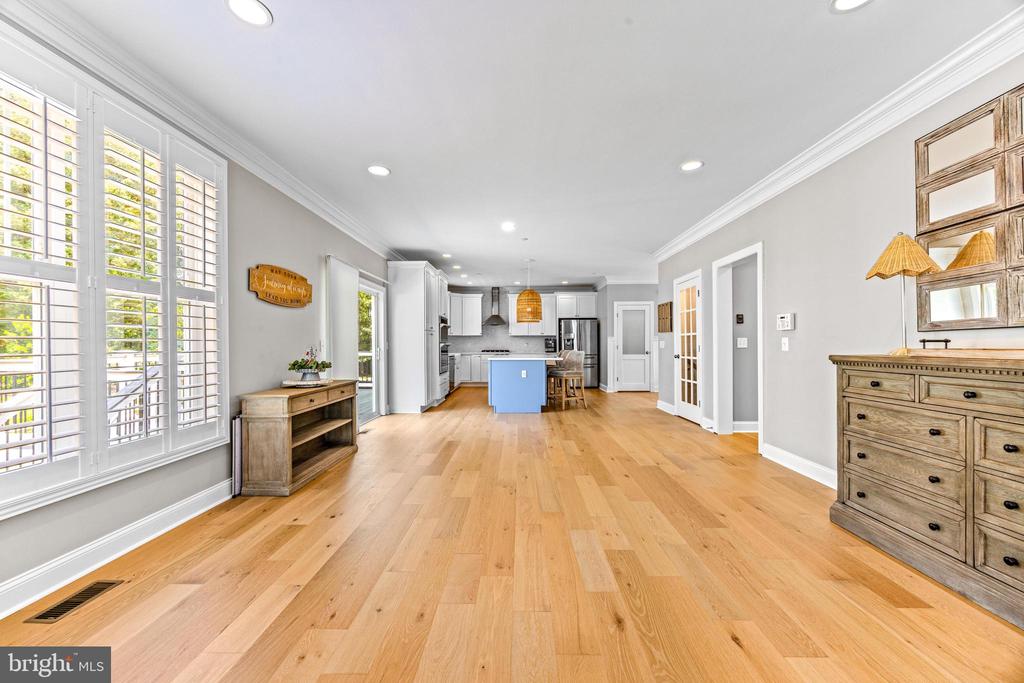 806 Dunfer Hill Rd