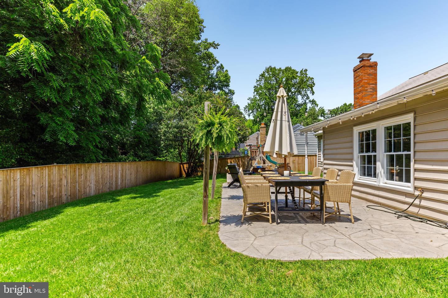 1739 Mayfair Pl