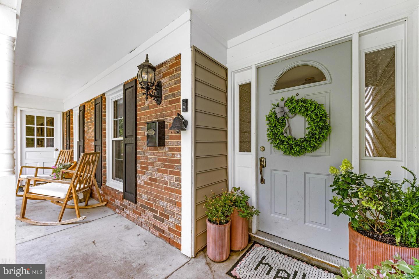 1739 Mayfair Pl