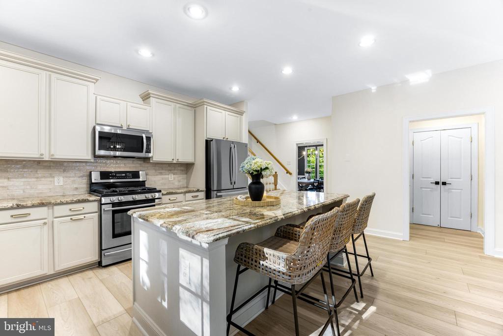 3754 Colliers Dr