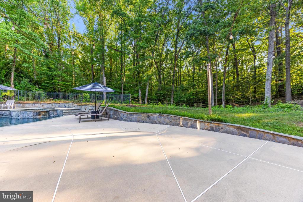 3754 Colliers Dr