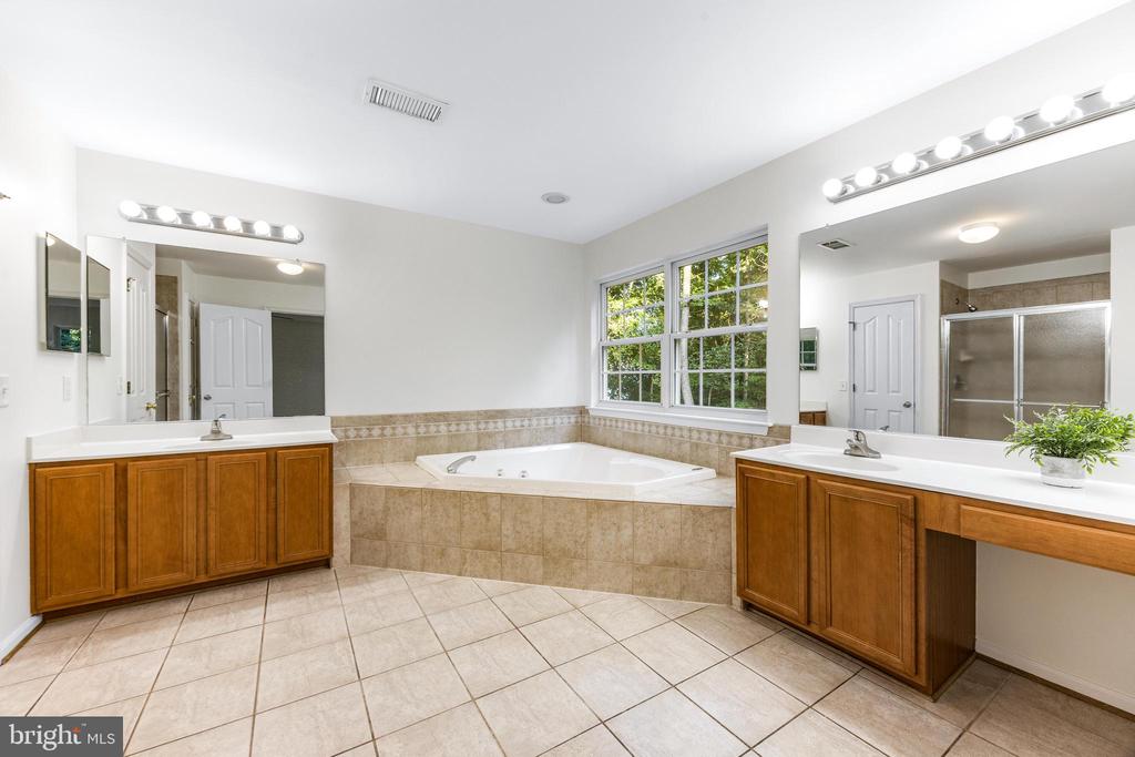 3754 Colliers Dr