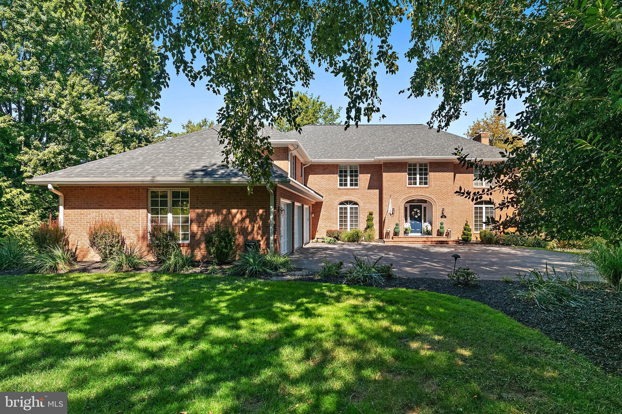 812 COACHWAY