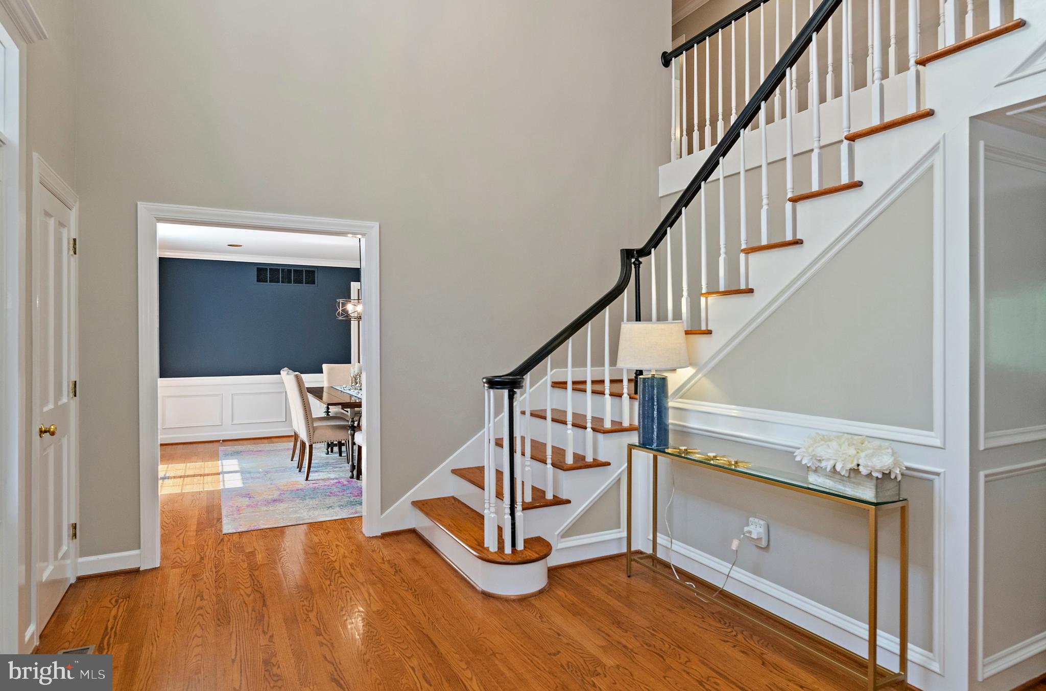 812 COACHWAY