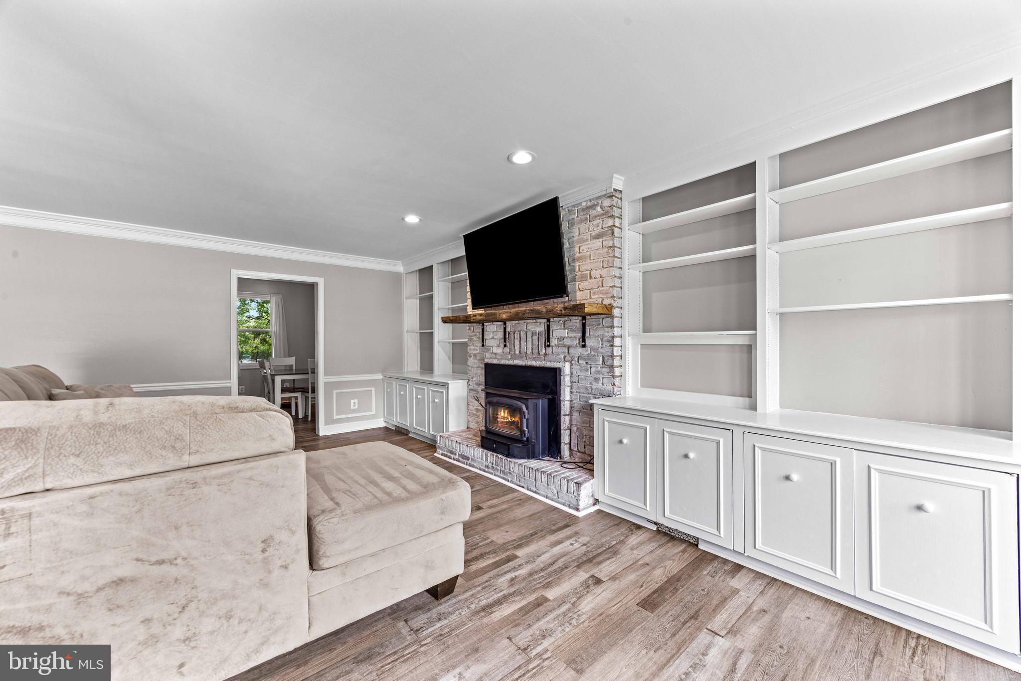 1616 Colony Rd