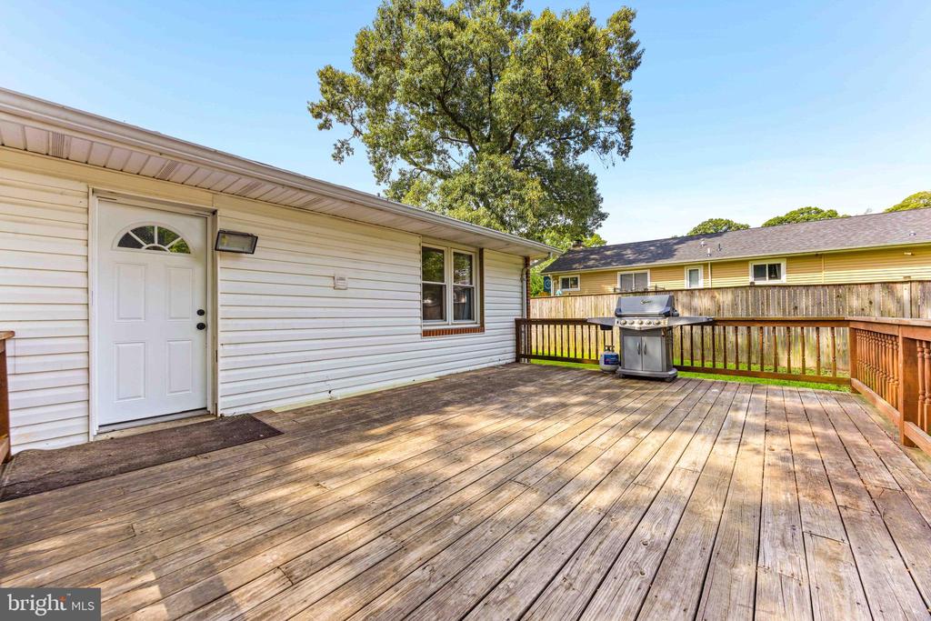 1616 Colony Rd