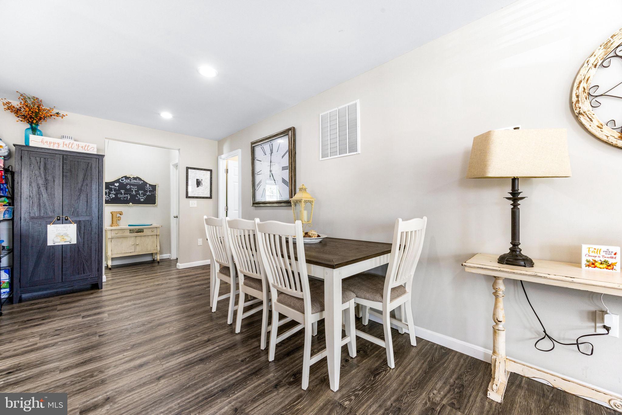 1603 SUNSHINE STREET