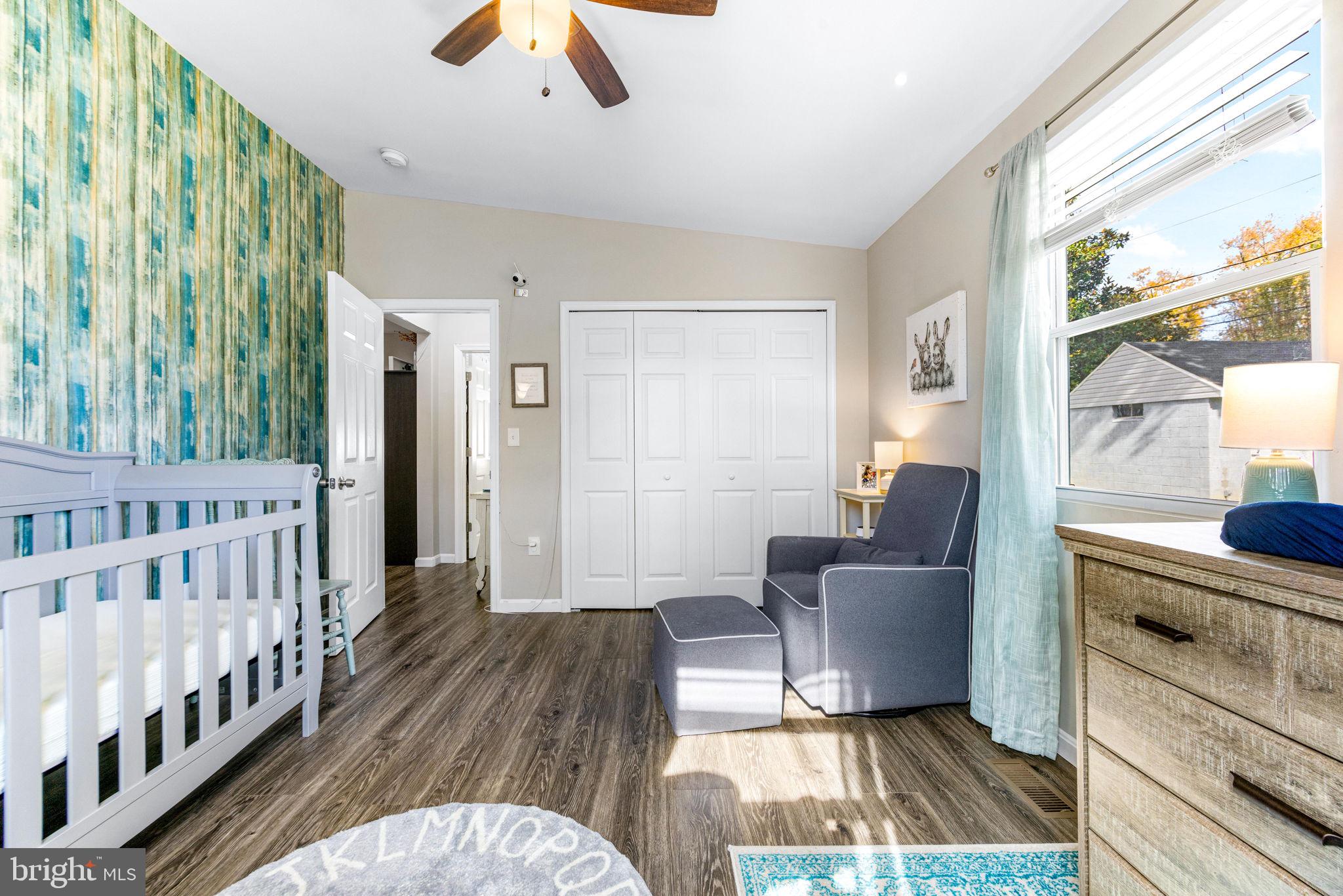 1603 SUNSHINE STREET