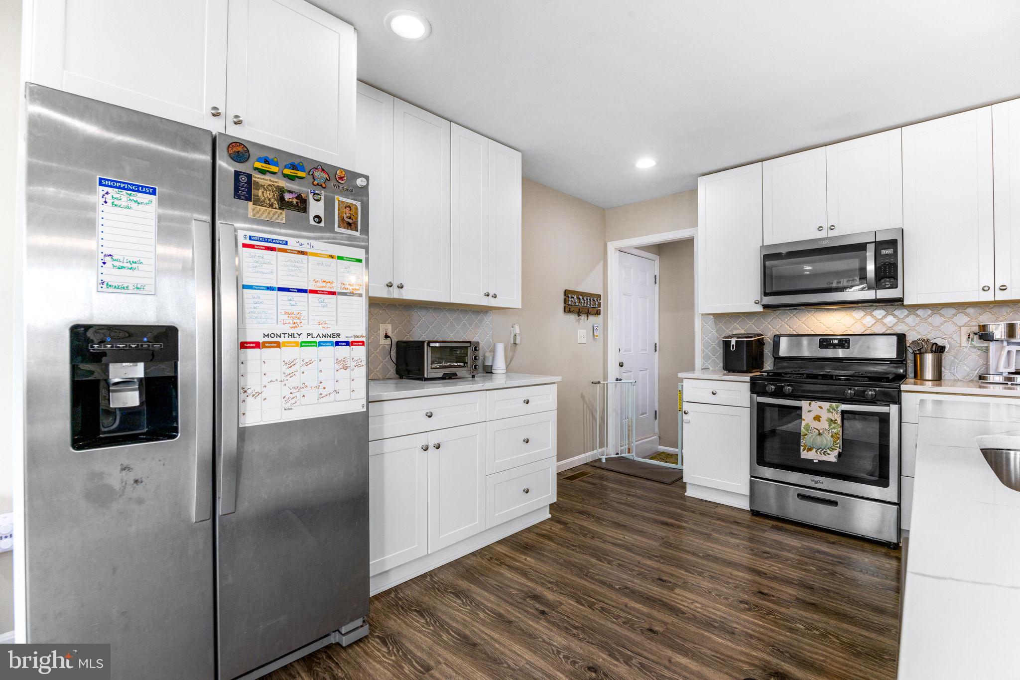 1603 SUNSHINE STREET