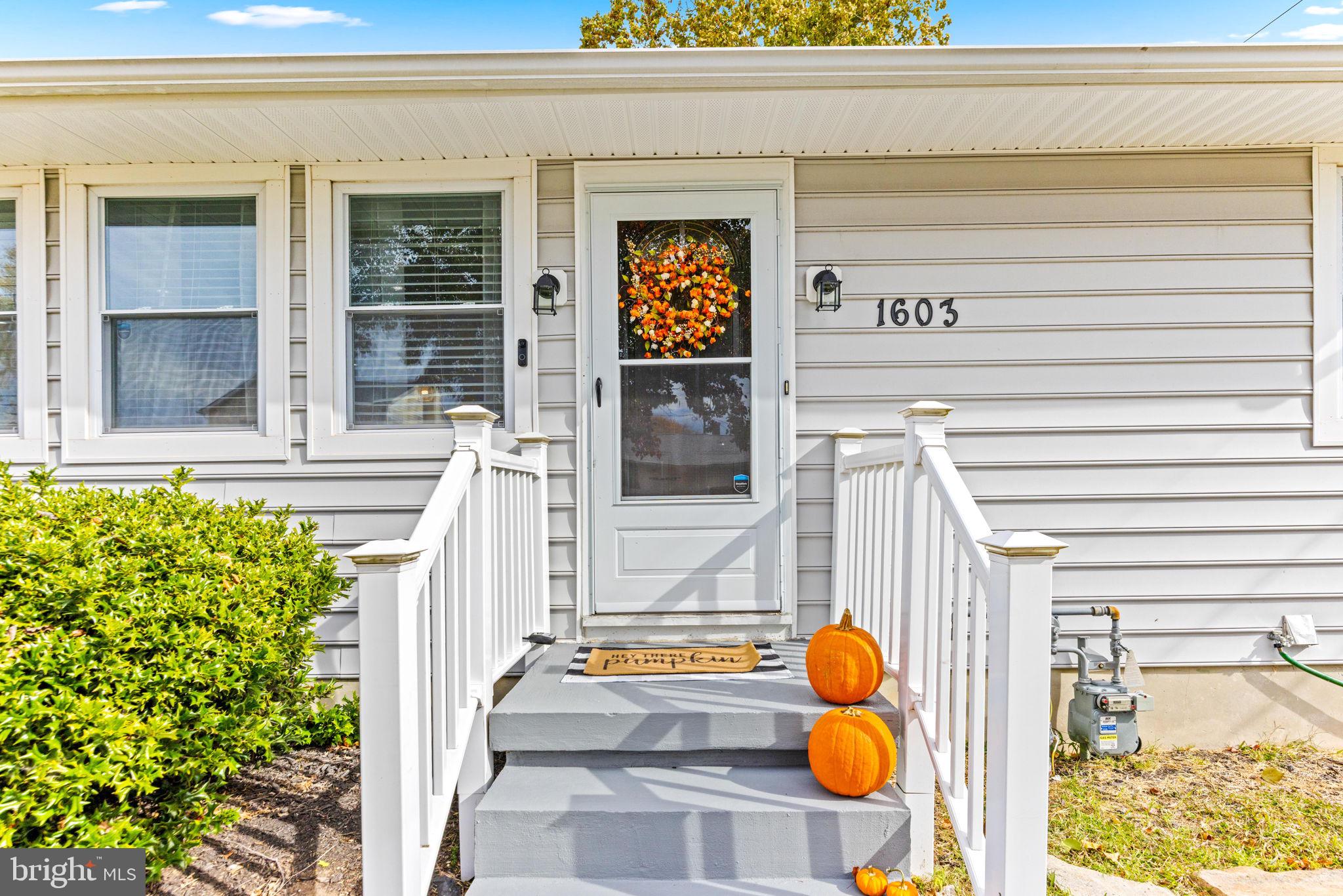 1603 SUNSHINE STREET