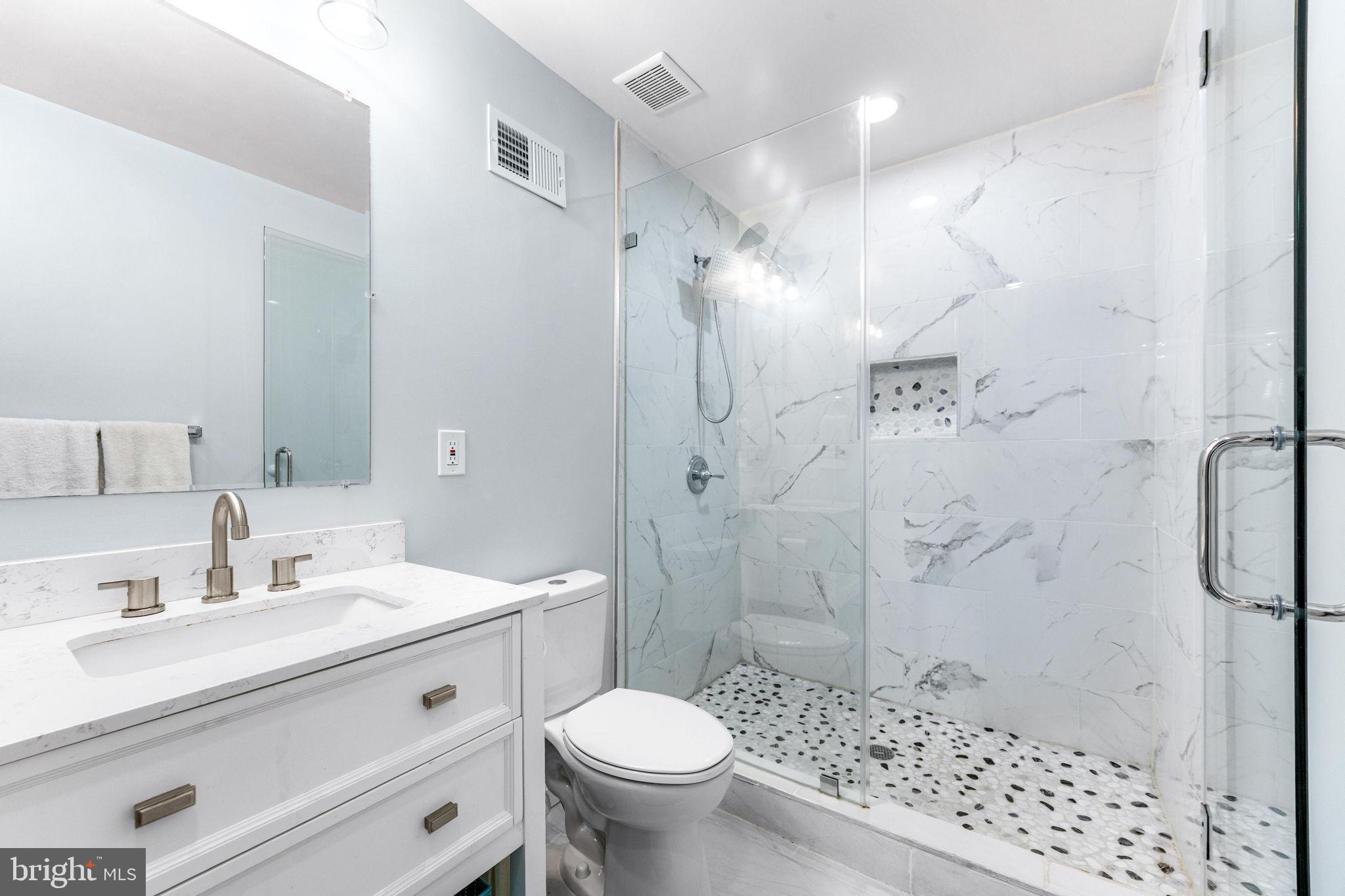 1603 SUNSHINE STREET