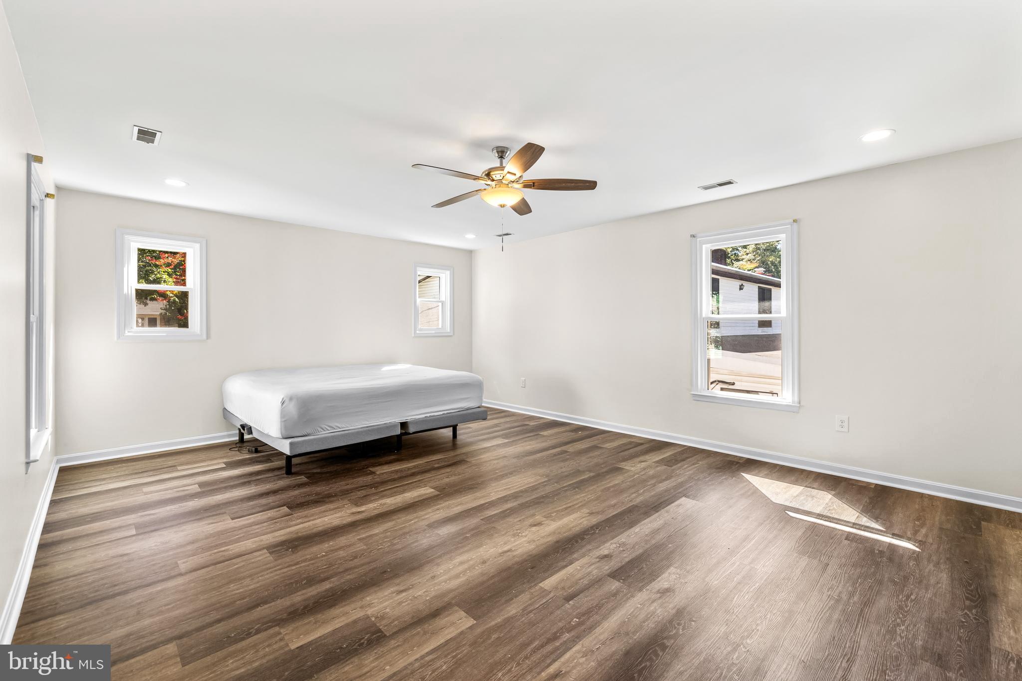 753 ROLLING VIEW DRIVE