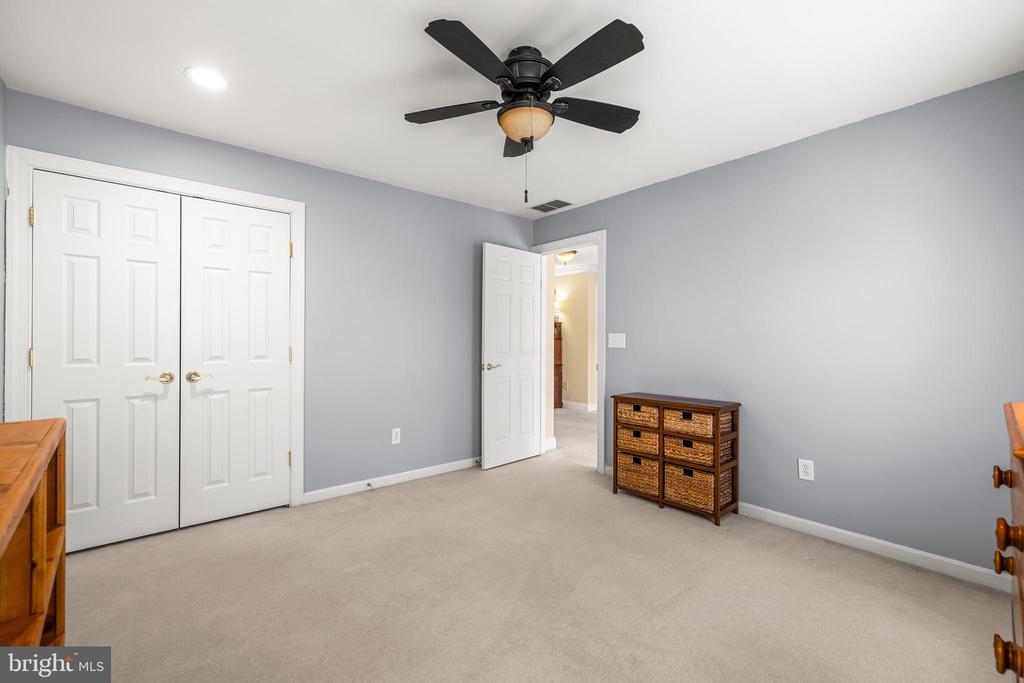 8128 CRIMSON COURT