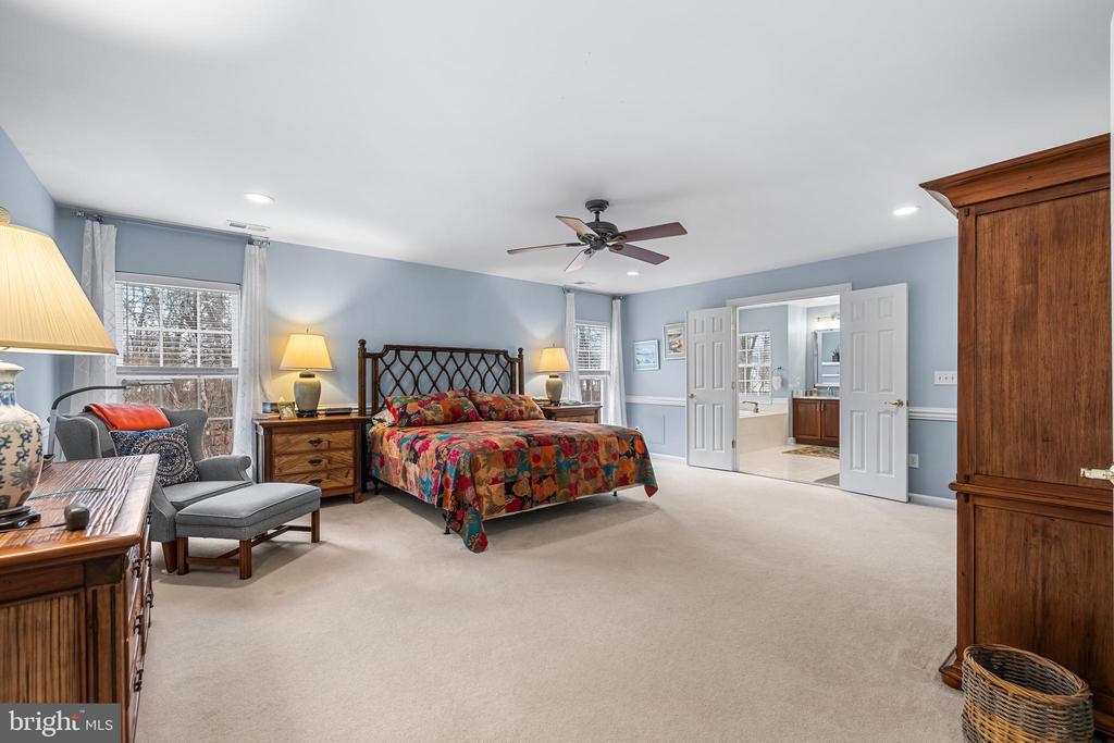 8128 CRIMSON COURT