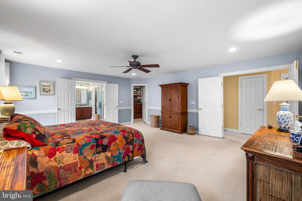 8128 CRIMSON COURT