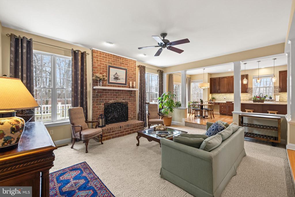 8128 CRIMSON COURT