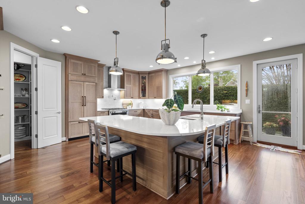 1125 CHERRY POINT ROAD