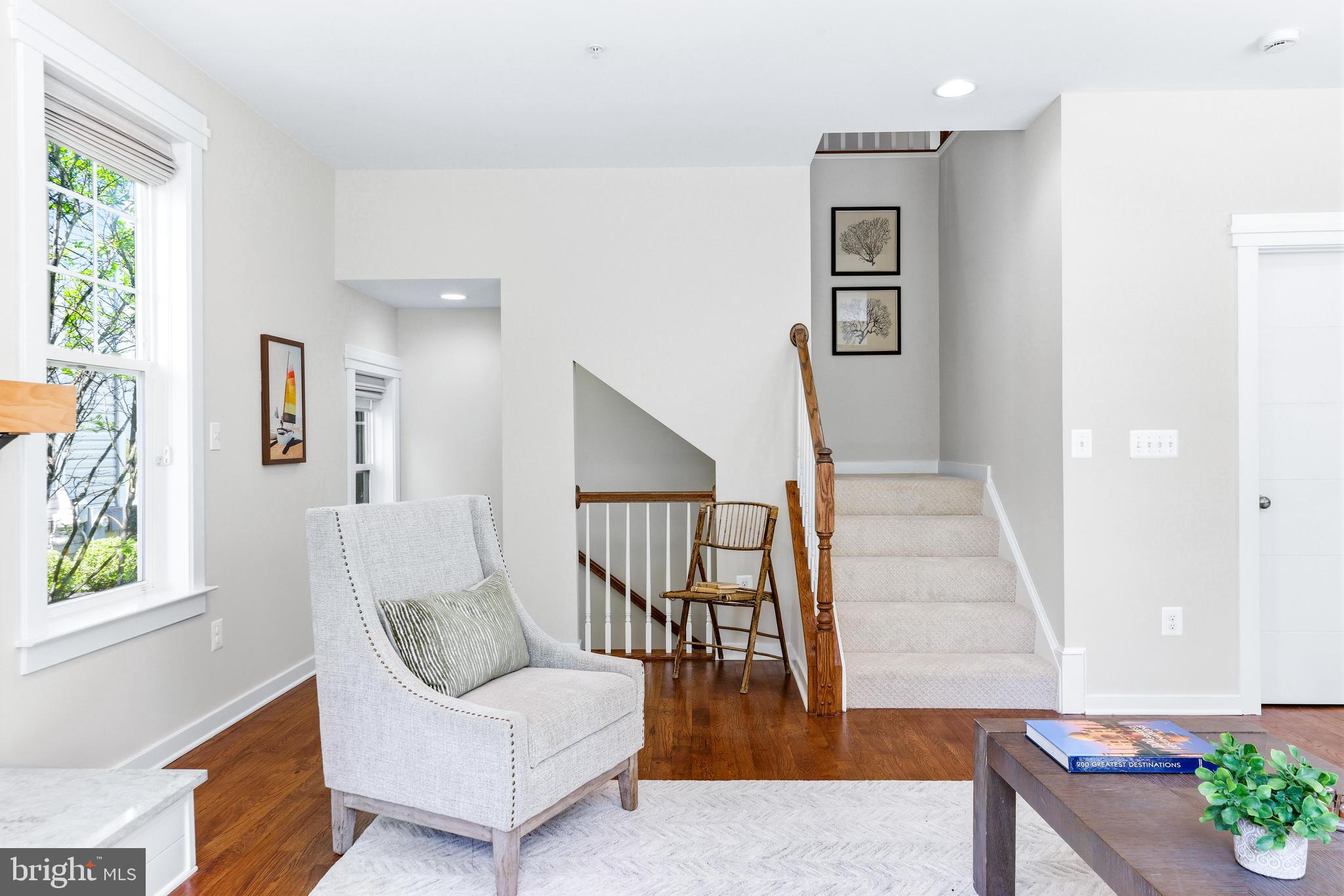 2435 MACALLISTER LANE