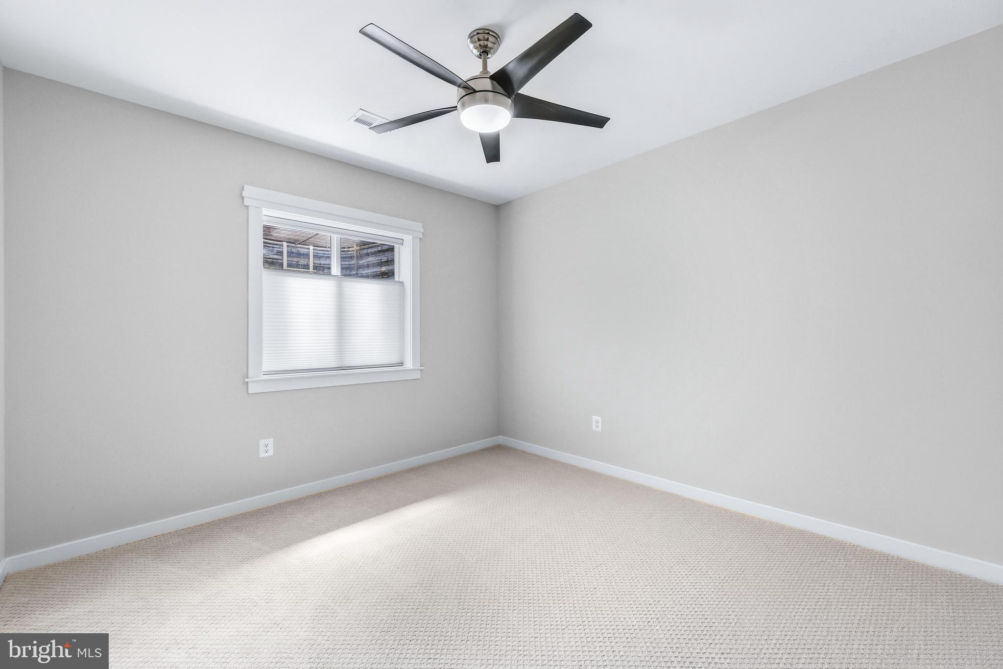 2435 MACALLISTER LANE