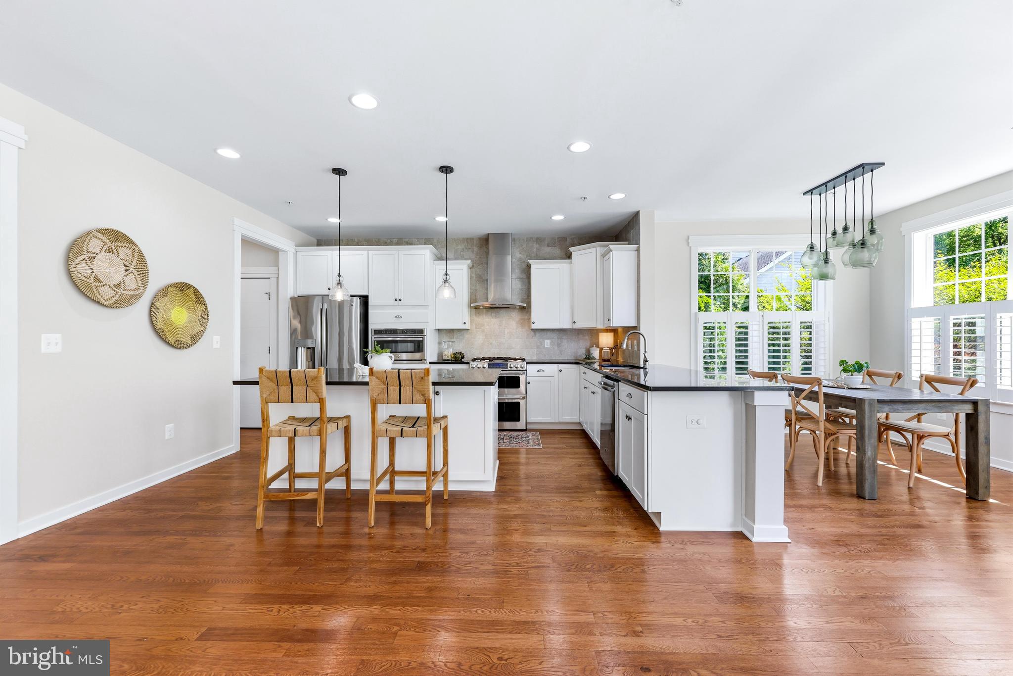 2435 MACALLISTER LANE
