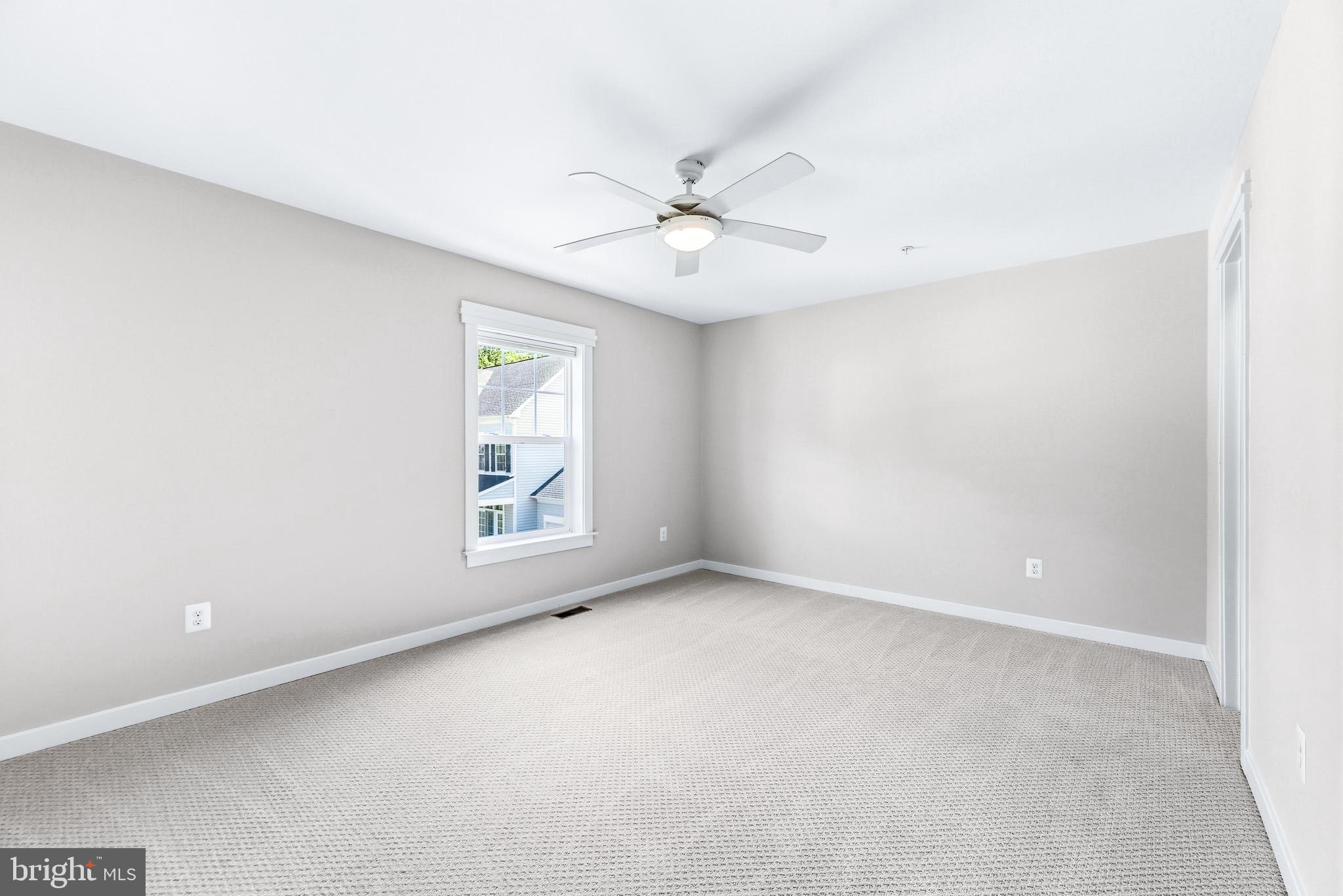 2435 MACALLISTER LANE