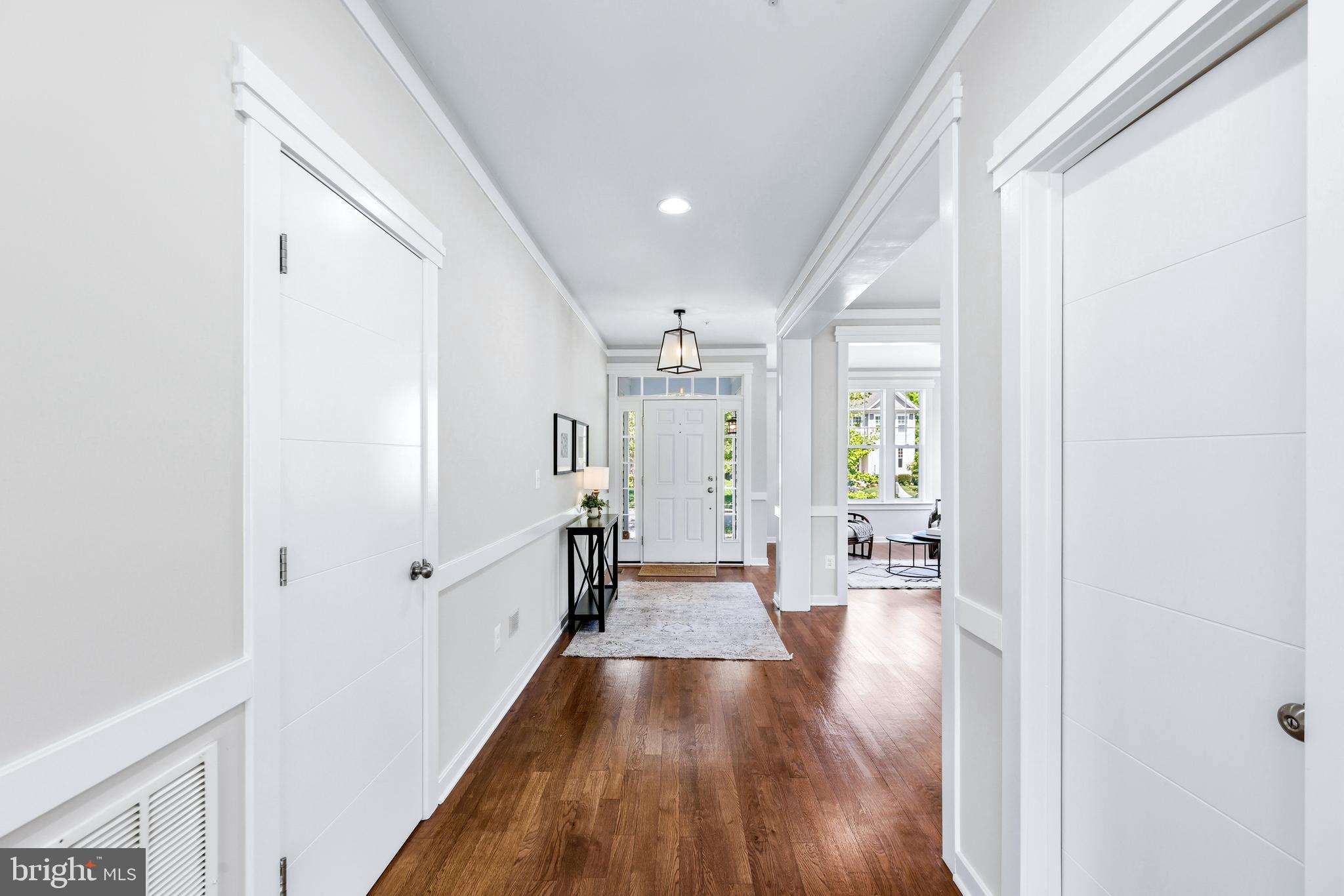 2435 MACALLISTER LANE