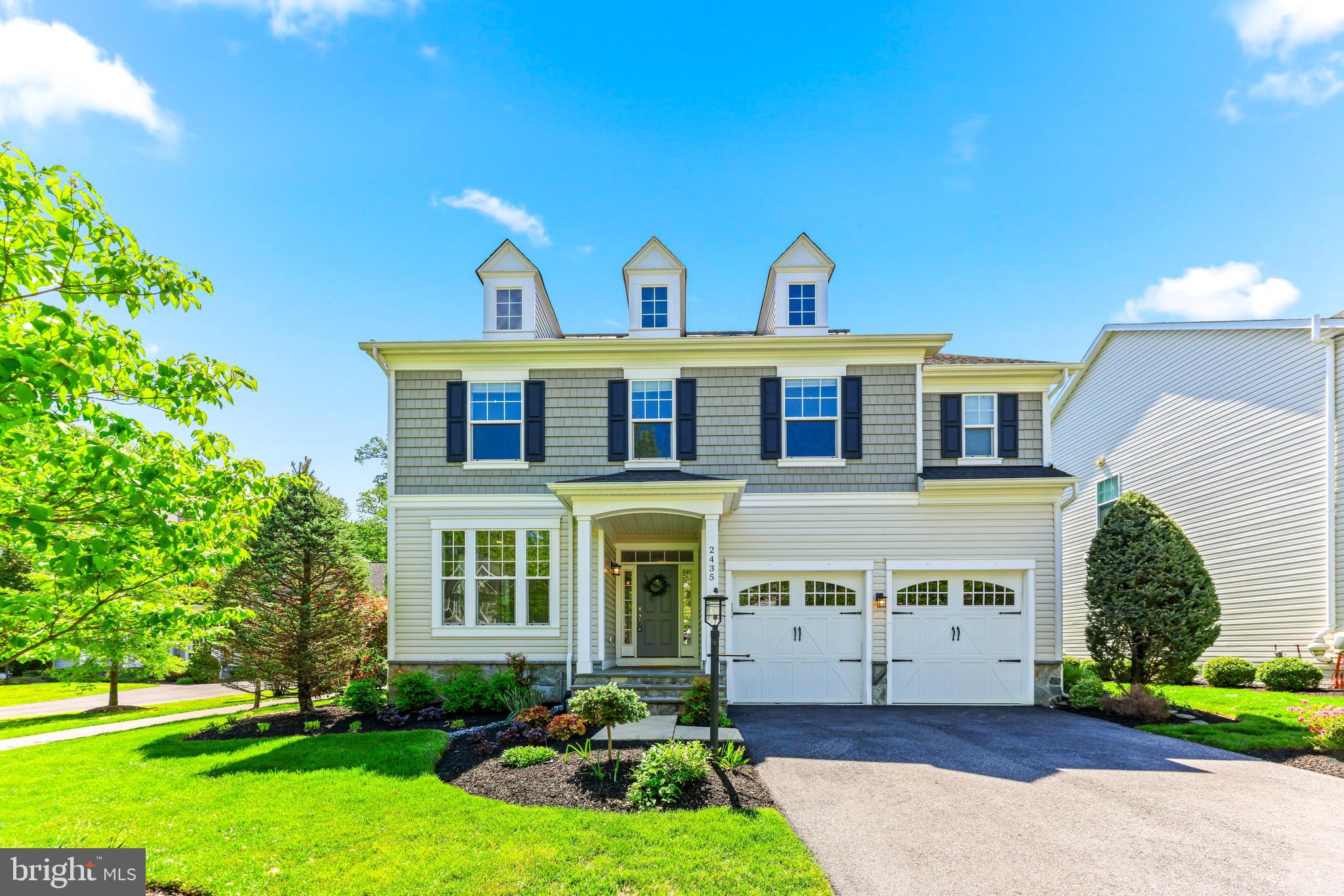 2435 MACALLISTER LANE