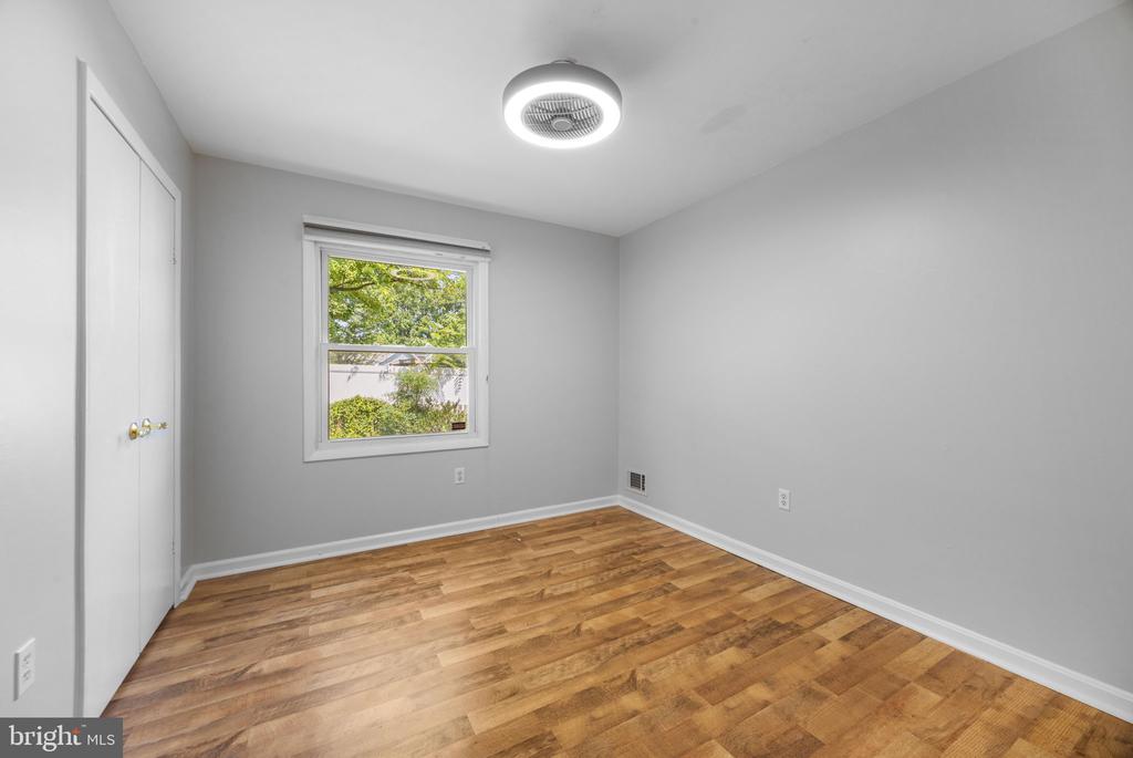 964 STAR COURT