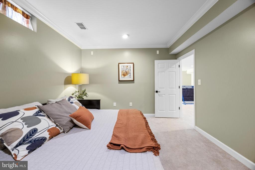 3430 RED ADMIRAL COURT